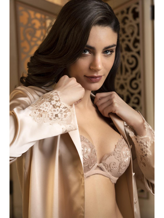 All-Over Lace Underwire Bra - Déesse Collection