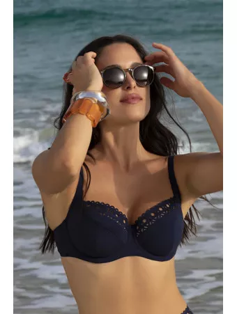 Lise cHarmel Soutien-gorge corbeilles Fitting marine AJOURAGE COUTURE