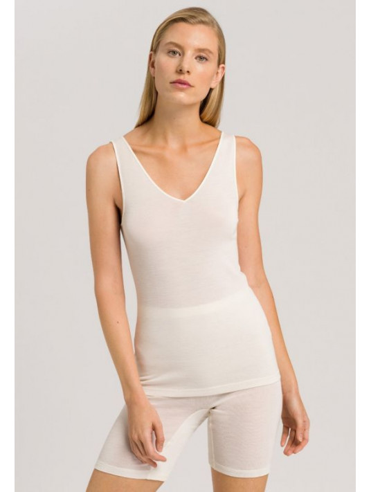 Hanro Sleeveless cream woolen silk top