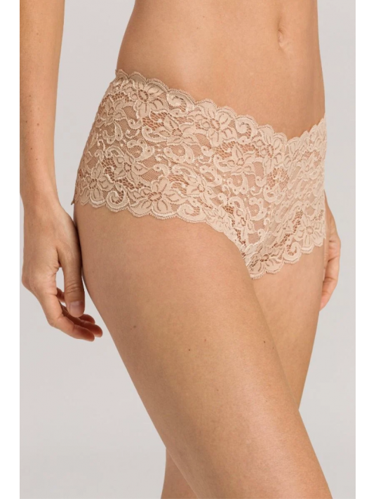 Hanro Lace shorty skin MOMENTS