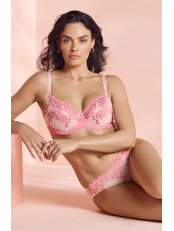 wacoal Underwired bra pink EMBRACE LACE